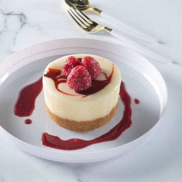 Round White Walled Plastic Plates